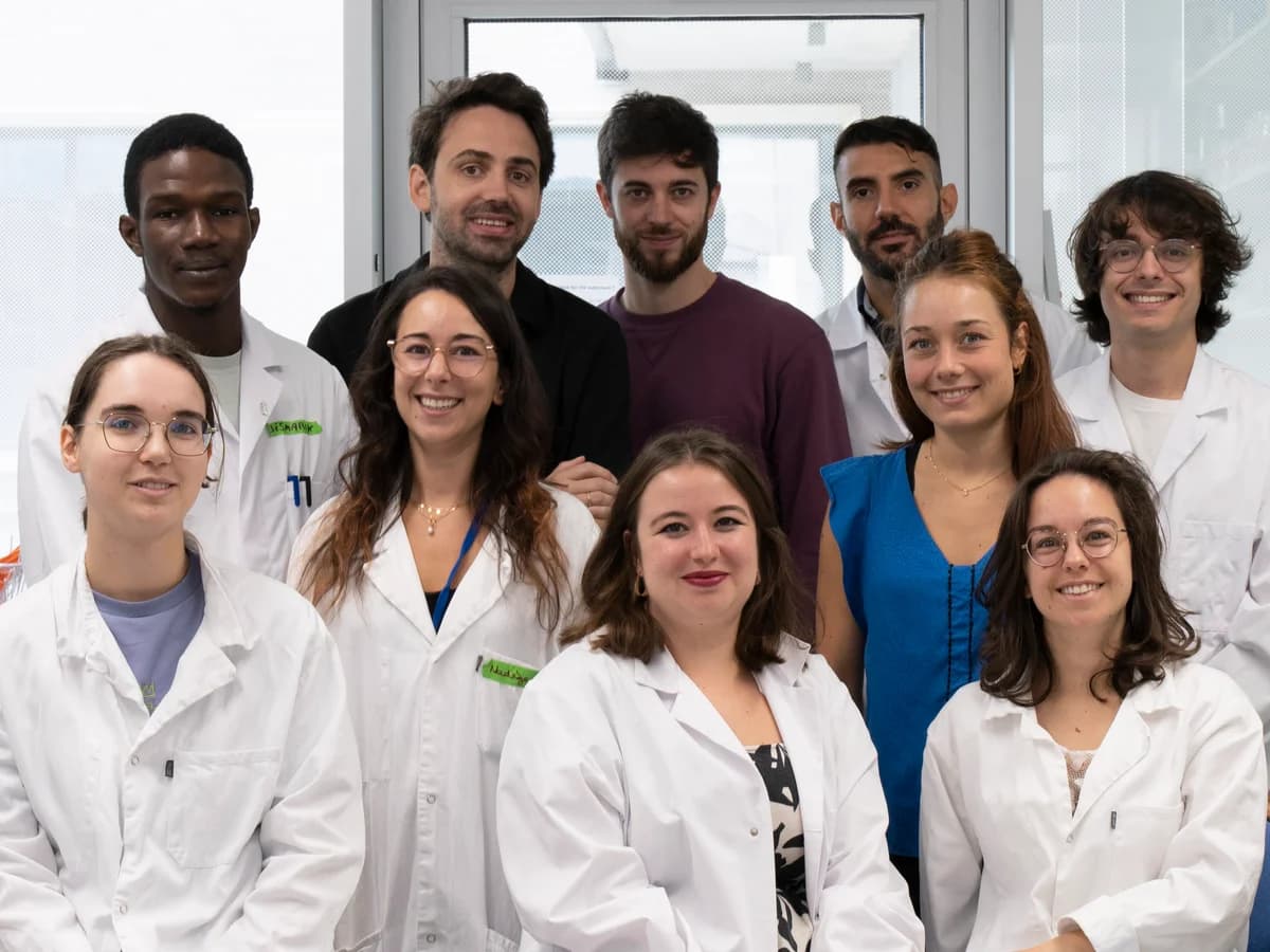 A group photograph at Generare’s laboratory